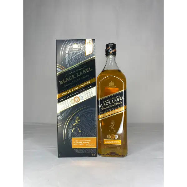 Knikken ontploffen openbaring Johnnie Walker Black Label Triple Casks Edition - Whisky.mt